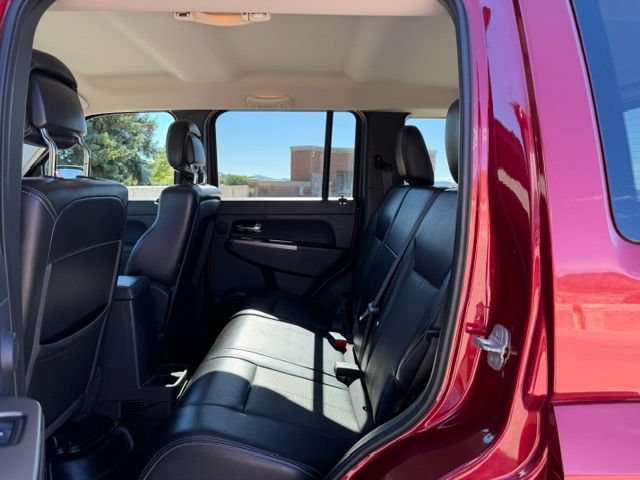 Used 2012 Jeep Liberty Limited Jet w/ Trailer Tow Class III Group AWD/4WD image 18