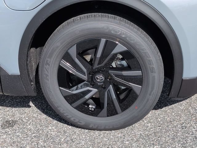 New 2026 Toyota C-HR AWD/4WD image 11