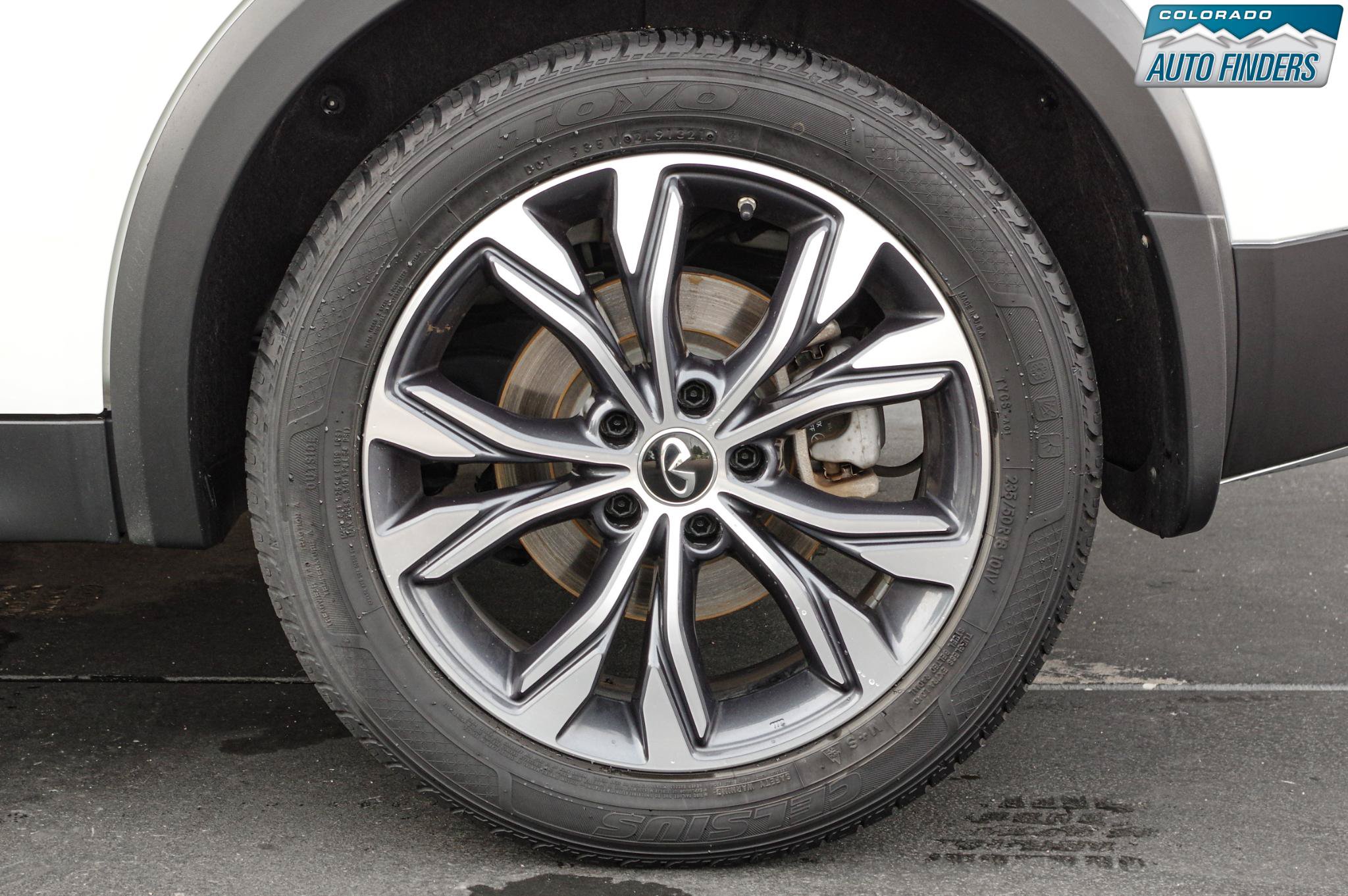 Used 2018 INFINITI QX30 Premium w/ Cargo Package AWD/4WD image 25