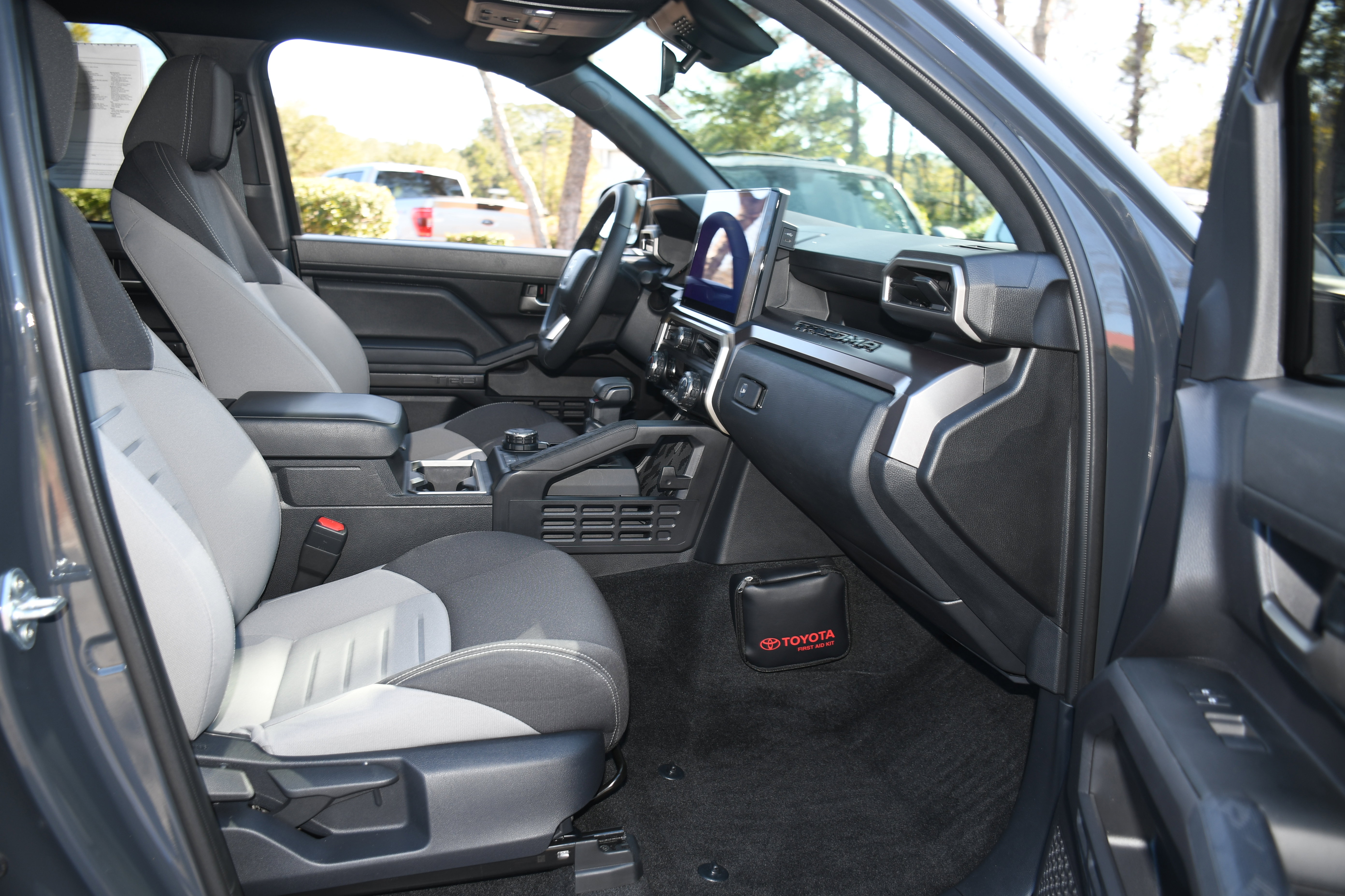 Used 2024 Toyota Tacoma TRD Off-Road AWD/4WD image 19