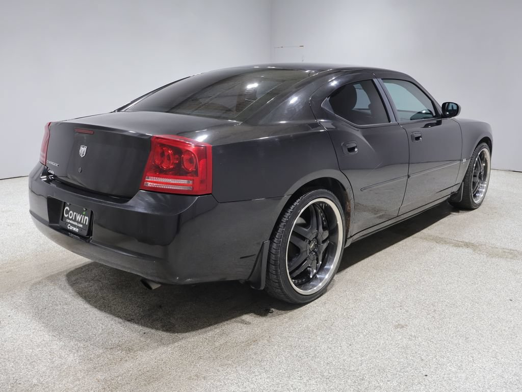 Used 2007 Dodge Charger w/ Convenience Group I RWD image 2