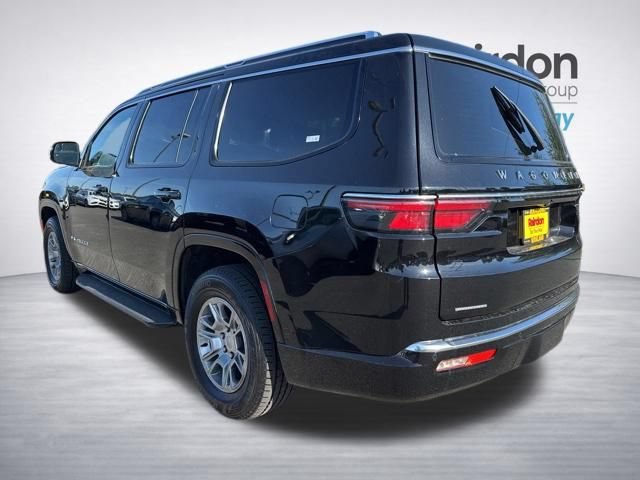 Used 2023 Jeep Wagoneer 4WD image 5