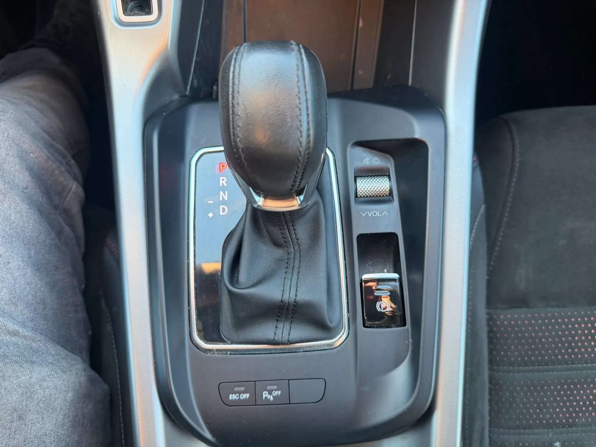 Used 2024 Dodge Hornet R/T AWD/4WD image 26