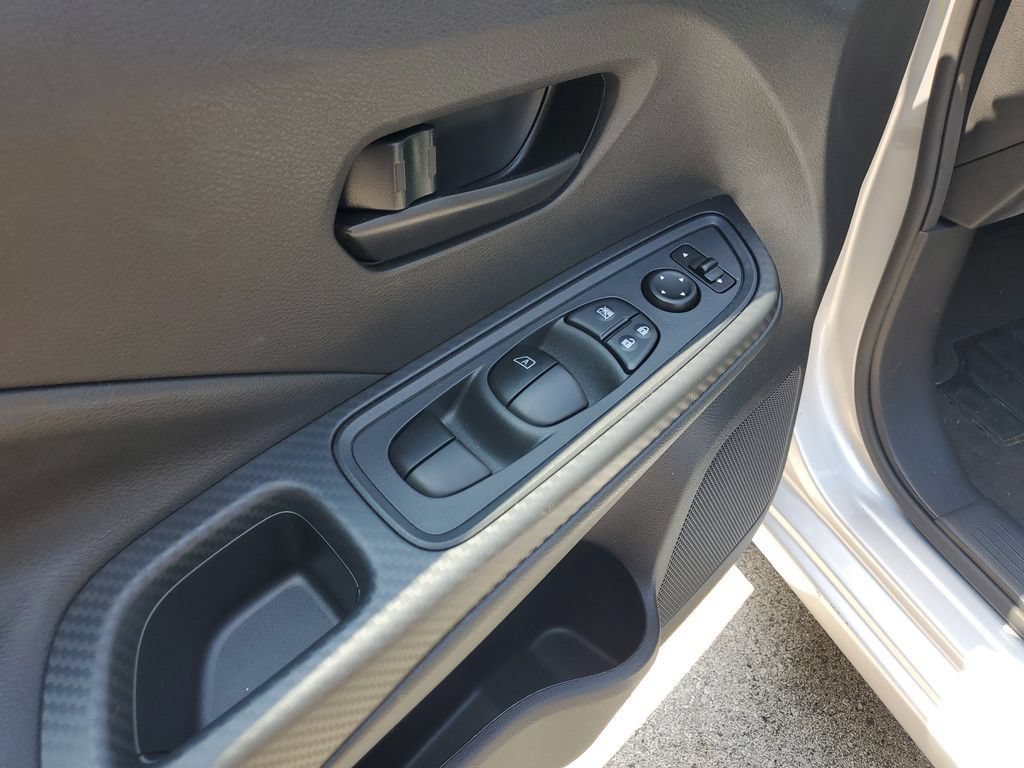 Used 2025 Nissan Versa S w/ S Plus Package FWD image 20
