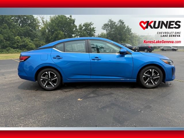 Used 2024 Nissan Sentra SV FWD image 3
