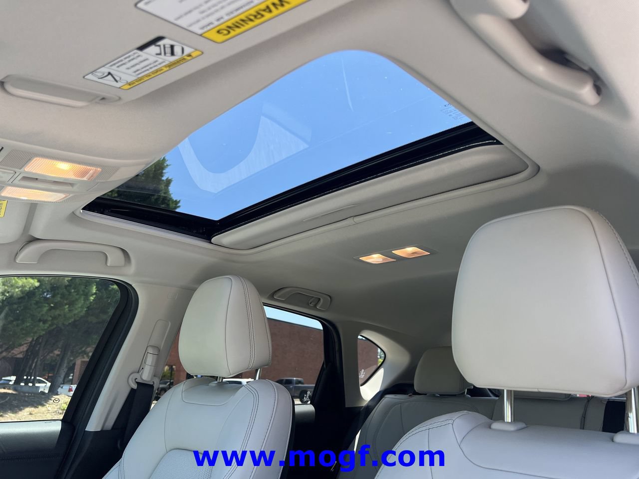 Used 2025 MAZDA CX-5 AWD 2.5 S w/ Premium Plus Pkg image 14