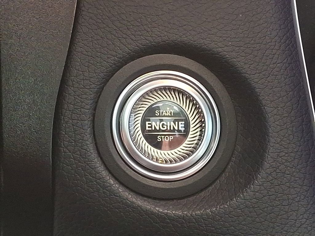 Used 2022 Mercedes-Benz GLC 300 4MATIC Coupe image 24