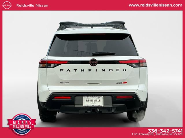 New 2026 Nissan Pathfinder SV image 5