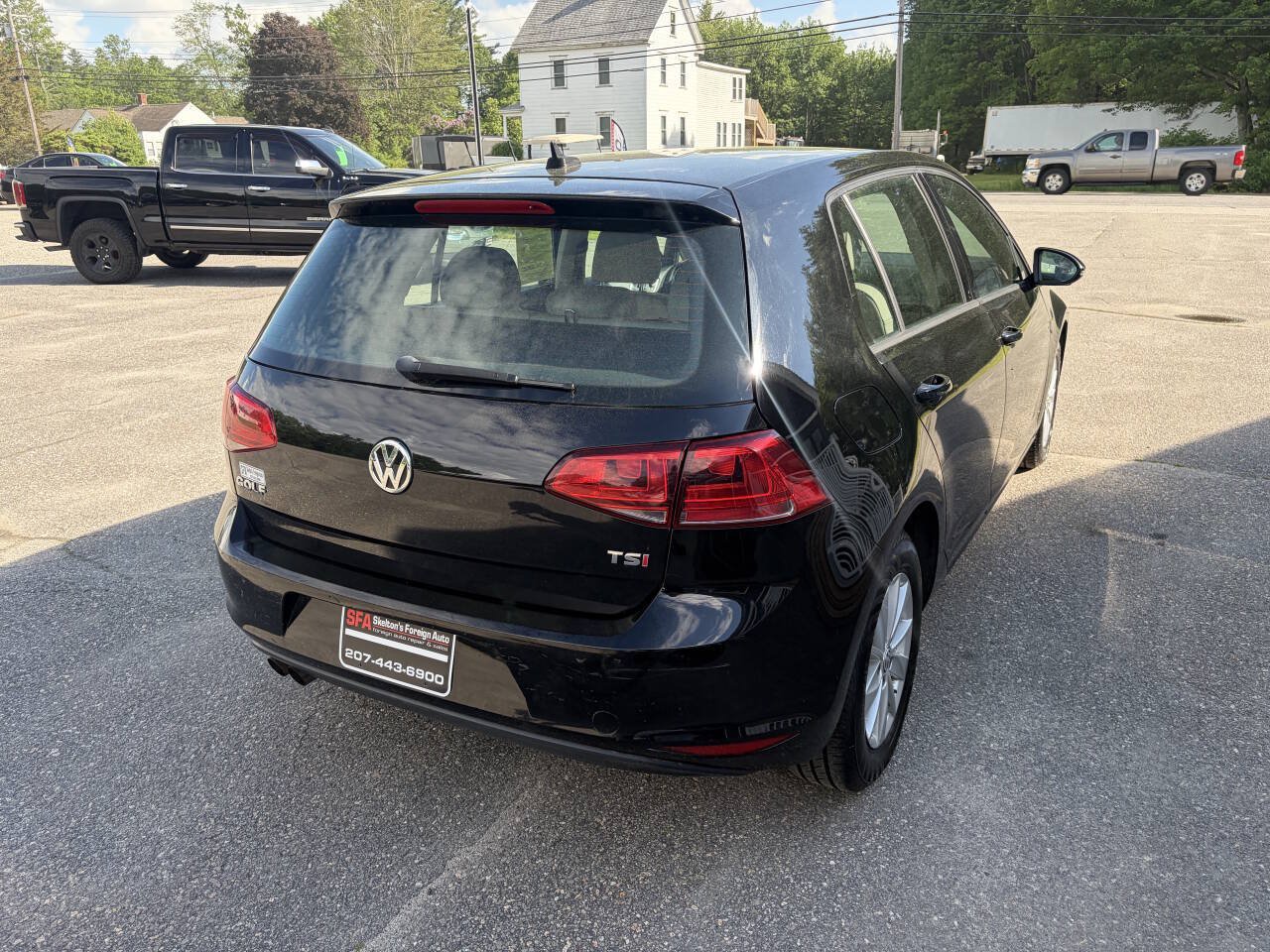Used 2015 Volkswagen Golf S FWD image 8
