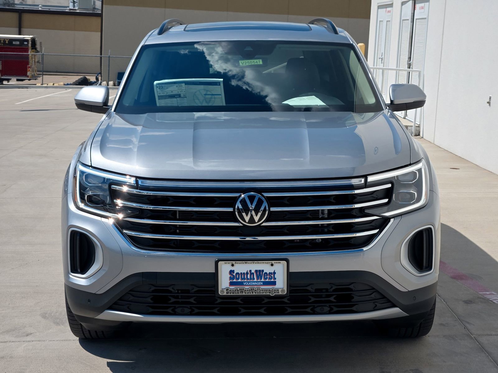 New 2026 Volkswagen Atlas SE image 8