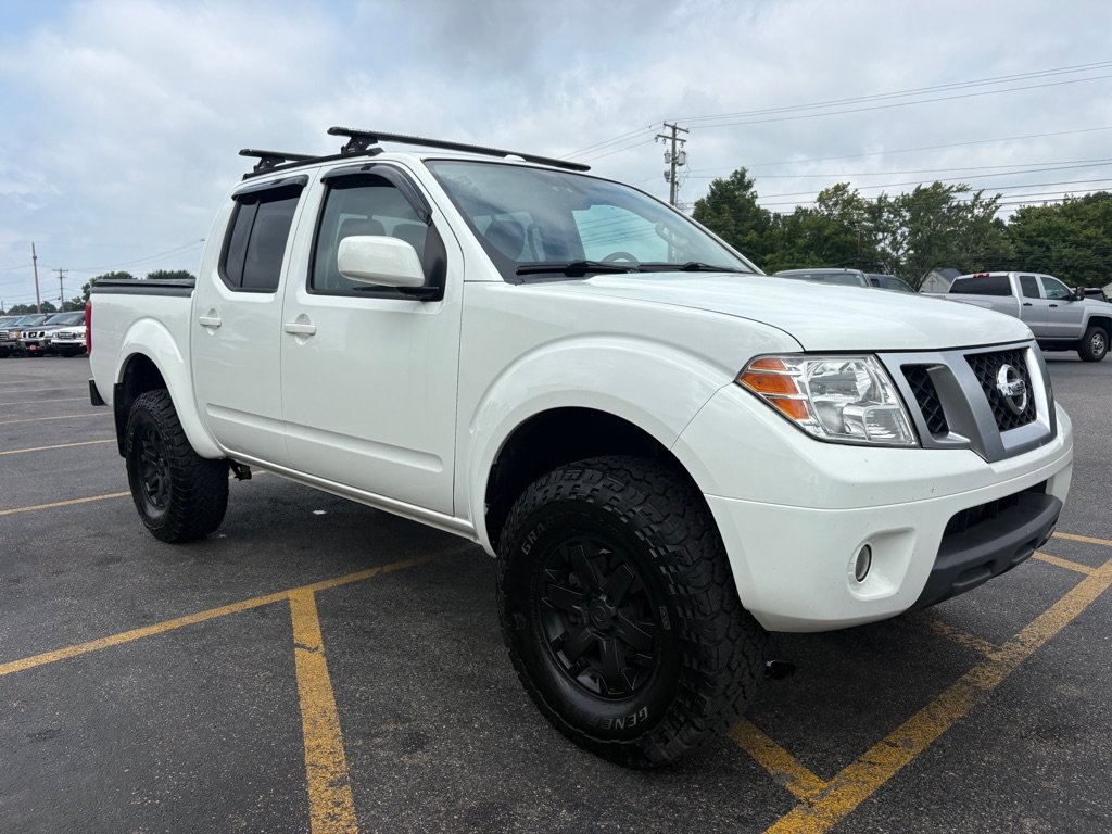 Used 2016 Nissan Frontier PRO-4X AWD/4WD image 4
