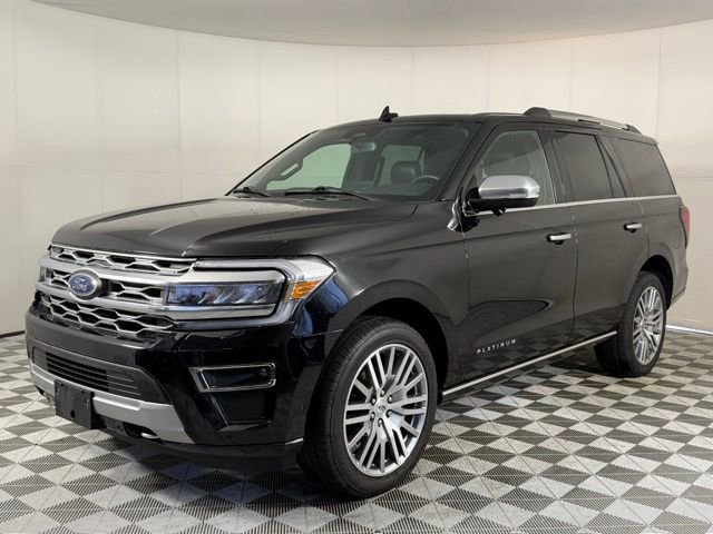 Used 2024 Ford Expedition Platinum video 2