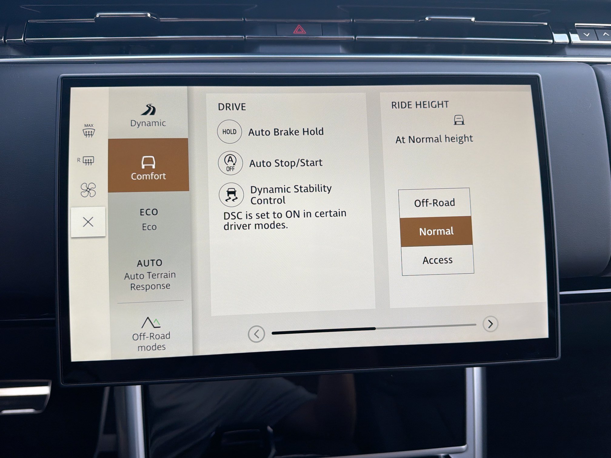 New 2026 Land Rover Range Rover SE AWD/4WD image 31