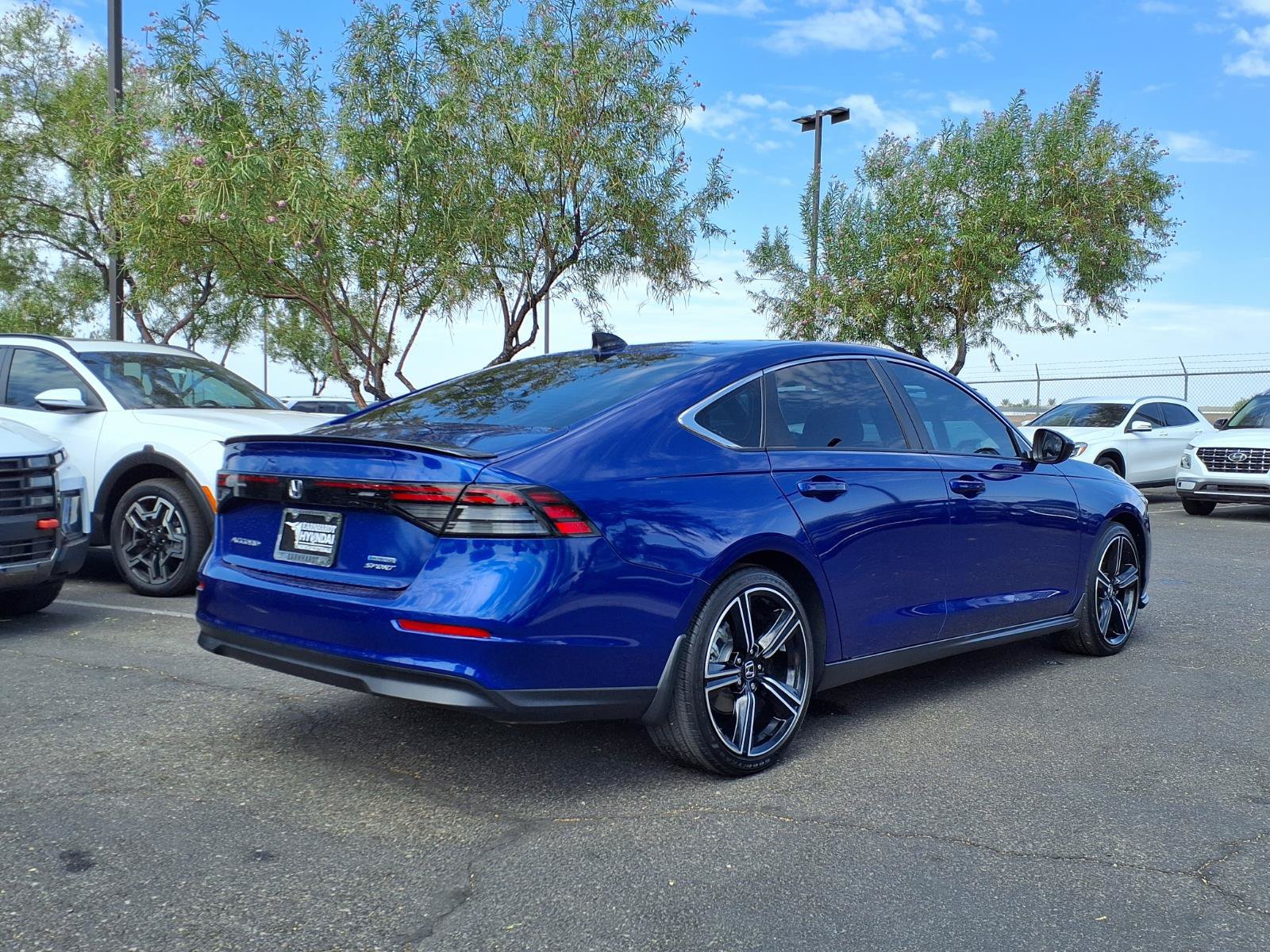 Used 2025 Honda Accord Sport image 6