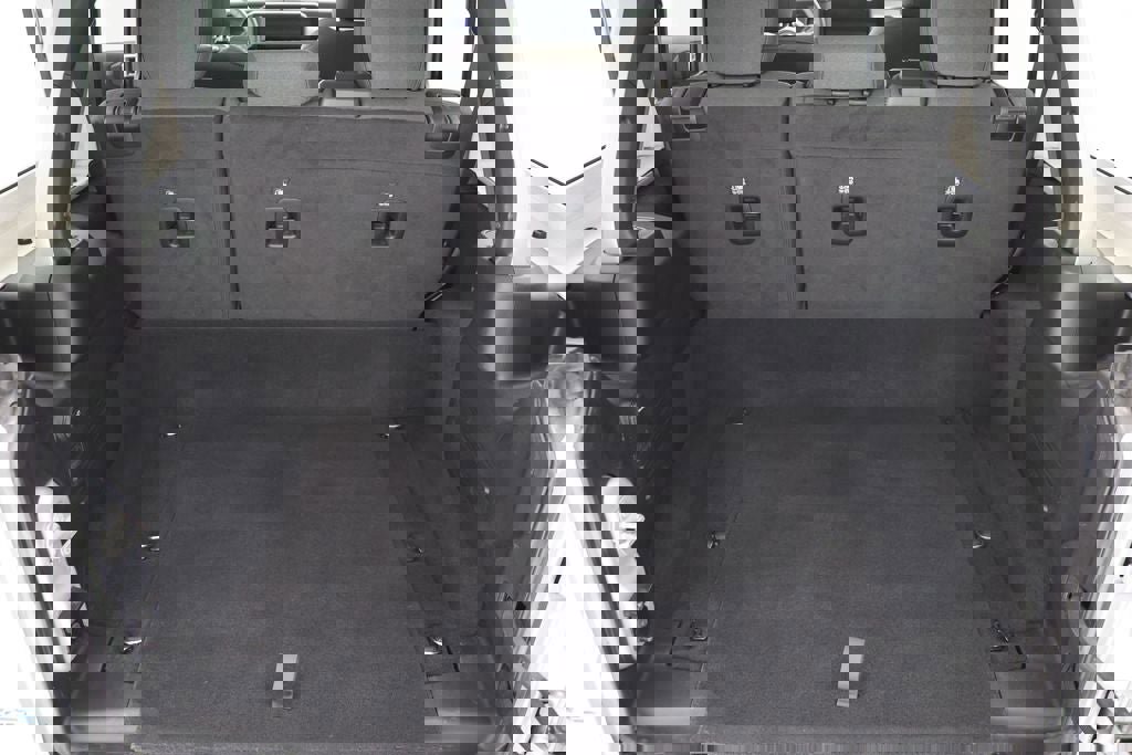 Used 2024 Jeep Wrangler Unlimited image 28