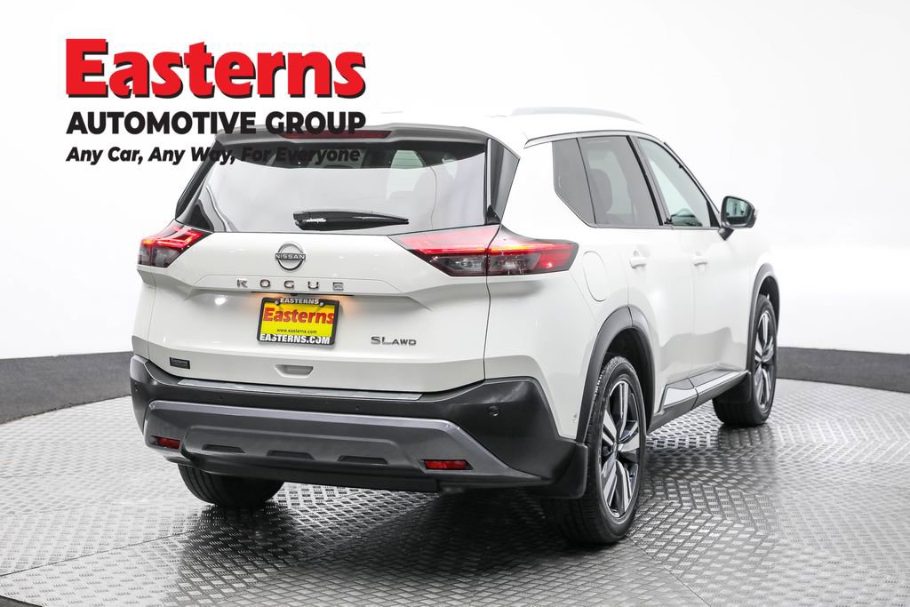 Used 2022 Nissan Rogue SL w/ SL Premium Package image 5