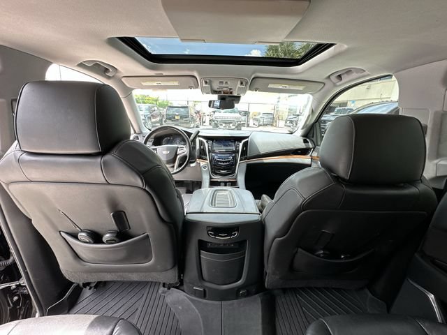 Certified 2020 Cadillac Escalade Premium Luxury RWD image 31