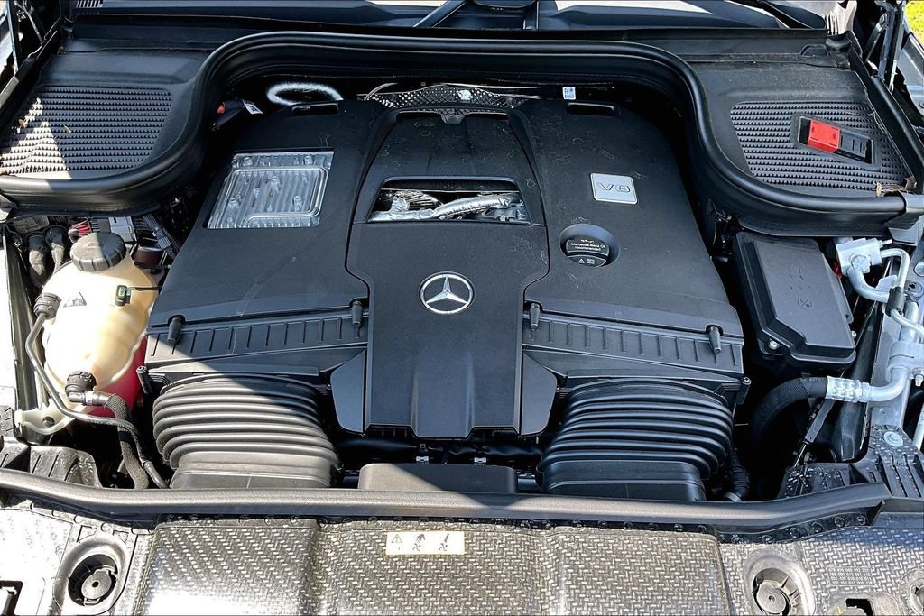 Used 2025 Mercedes-Benz GLE 580 4MATIC image 34