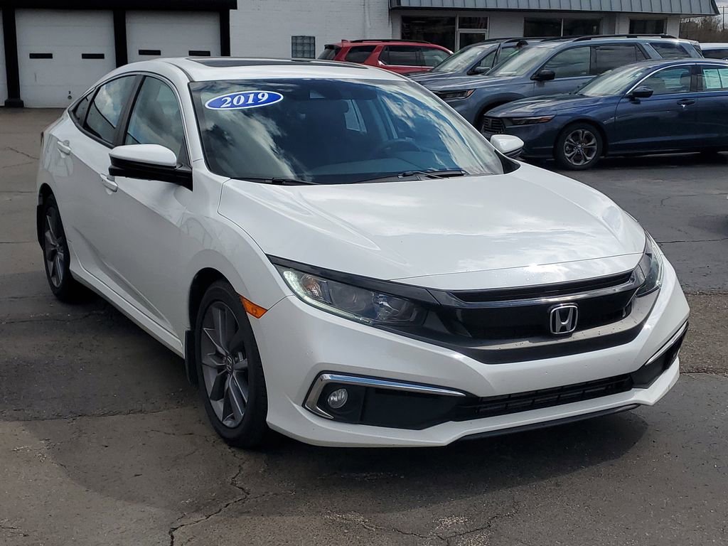 Used 2019 Honda Civic EX image 2