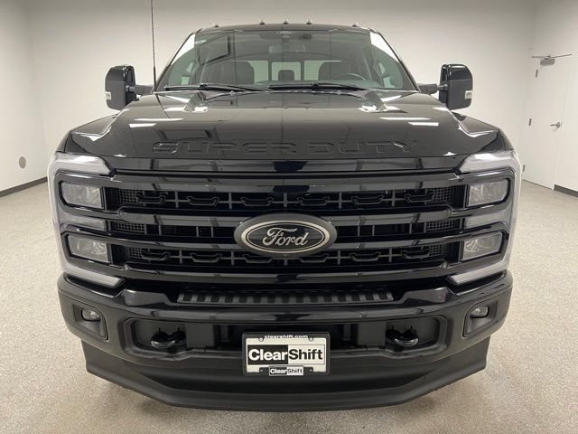 Used 2024 Ford F350 Lariat w/ Black Appearance Package AWD/4WD image 3