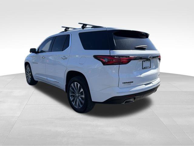 Used 2023 Chevrolet Traverse Premier FWD image 5