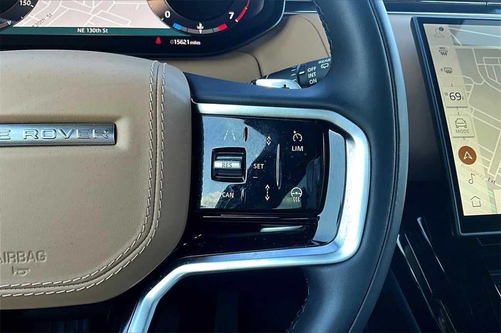 Certified 2025 Land Rover Range Rover Sport SE image 21