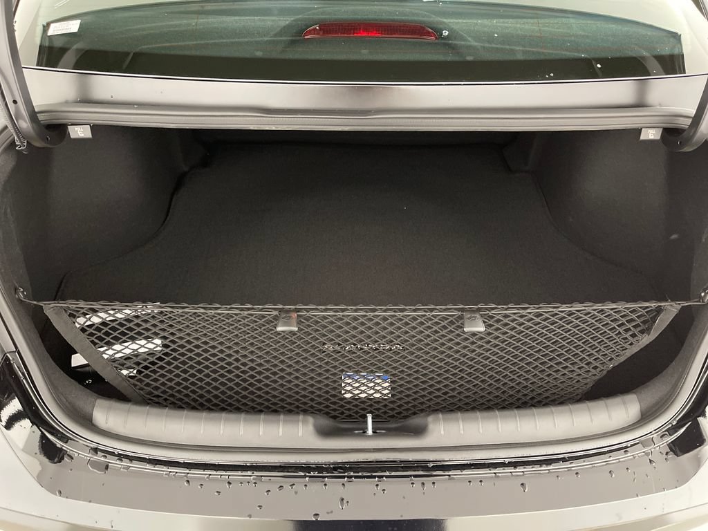 New 2026 Hyundai Elantra SEL FWD image 10