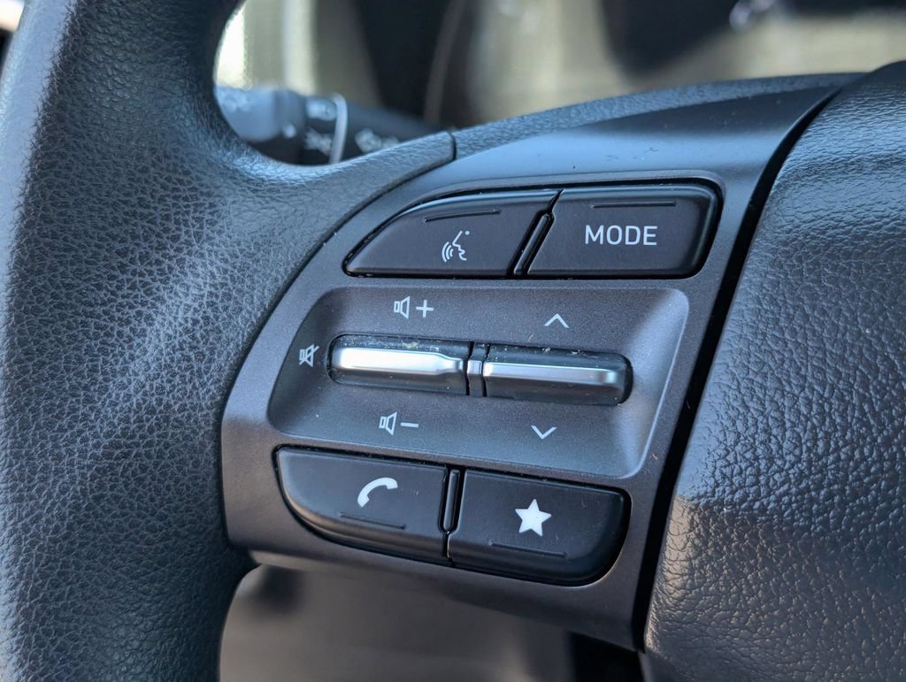 Used 2022 Hyundai Kona SEL FWD image 18