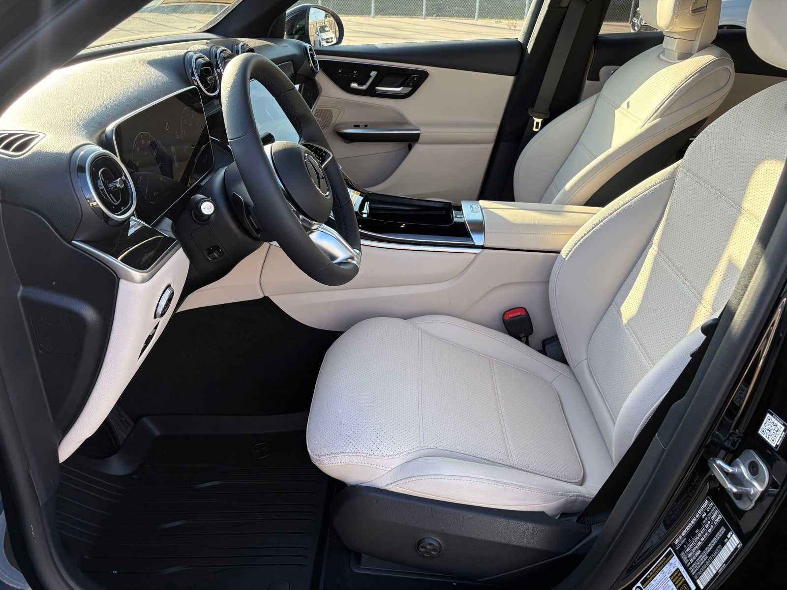 New 2026 Mercedes-Benz GLC 300 4MATIC image 14