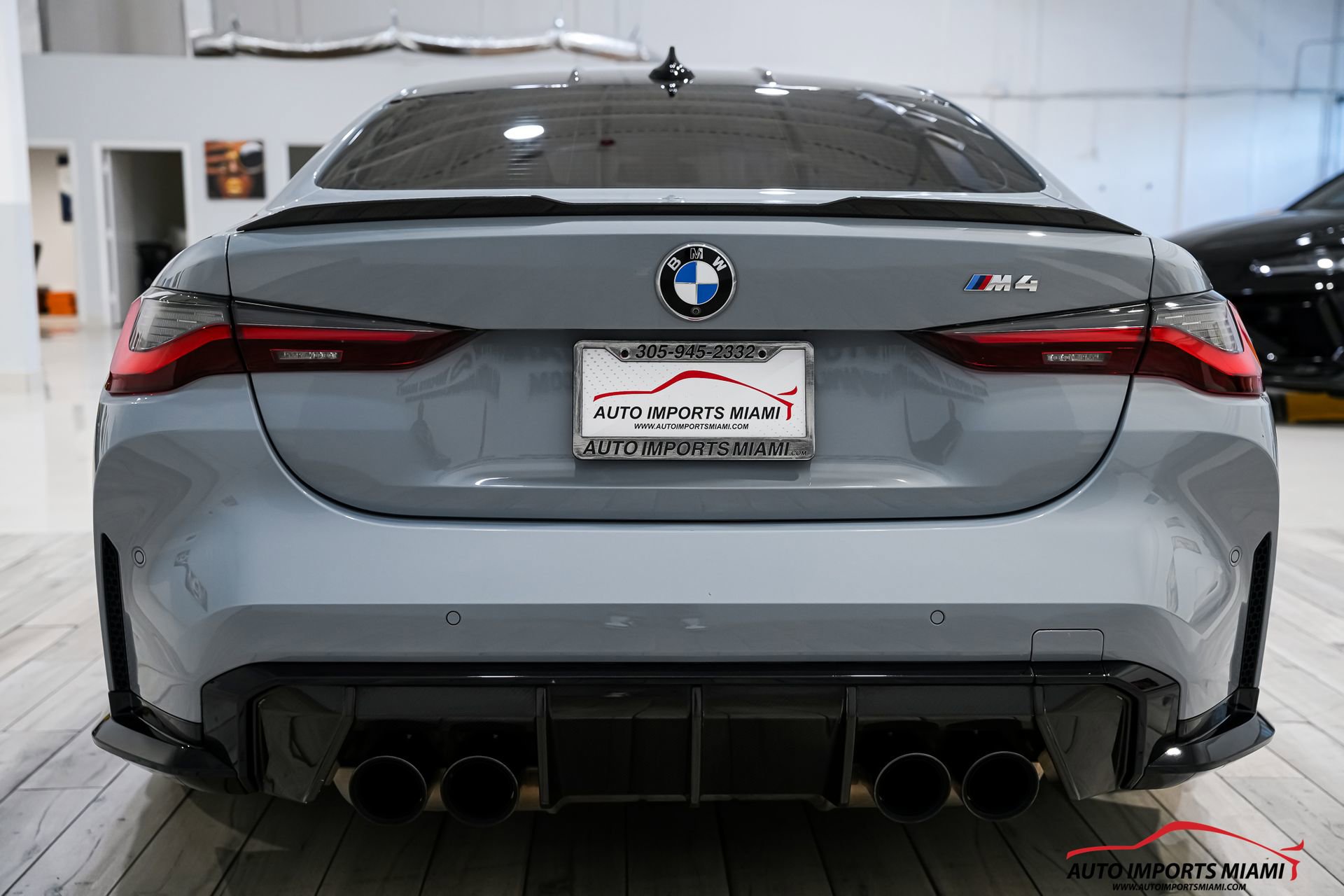 Used 2022 BMW M4 Coupe w/ M Carbon Exterior Package image 28