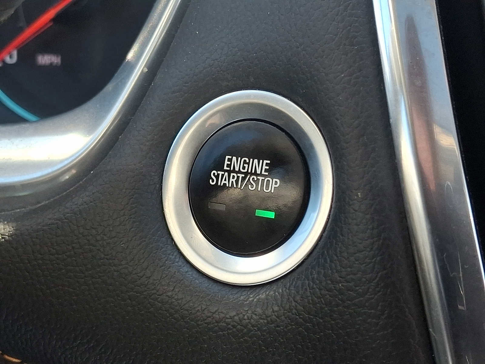 Used 2021 Chevrolet Traverse Premier w/ Redline Edition AWD/4WD image 26