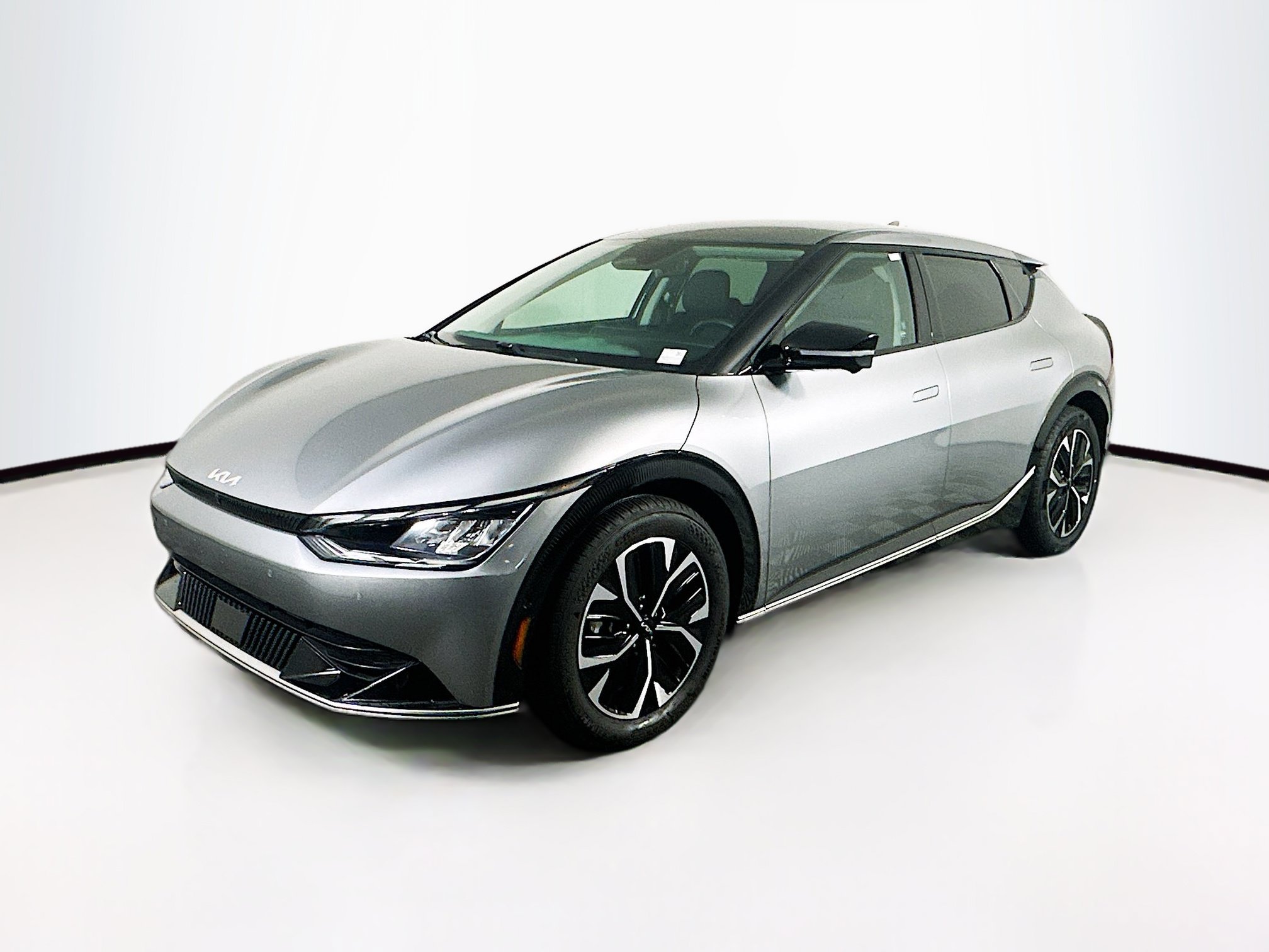 Used 2024 Kia EV6 Wind w/ Wind Technology Package RWD image 3