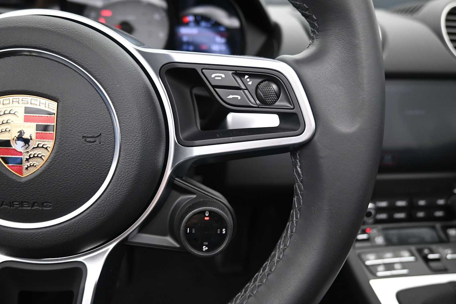 Certified 2024 Porsche 718 Boxster S RWD image 13