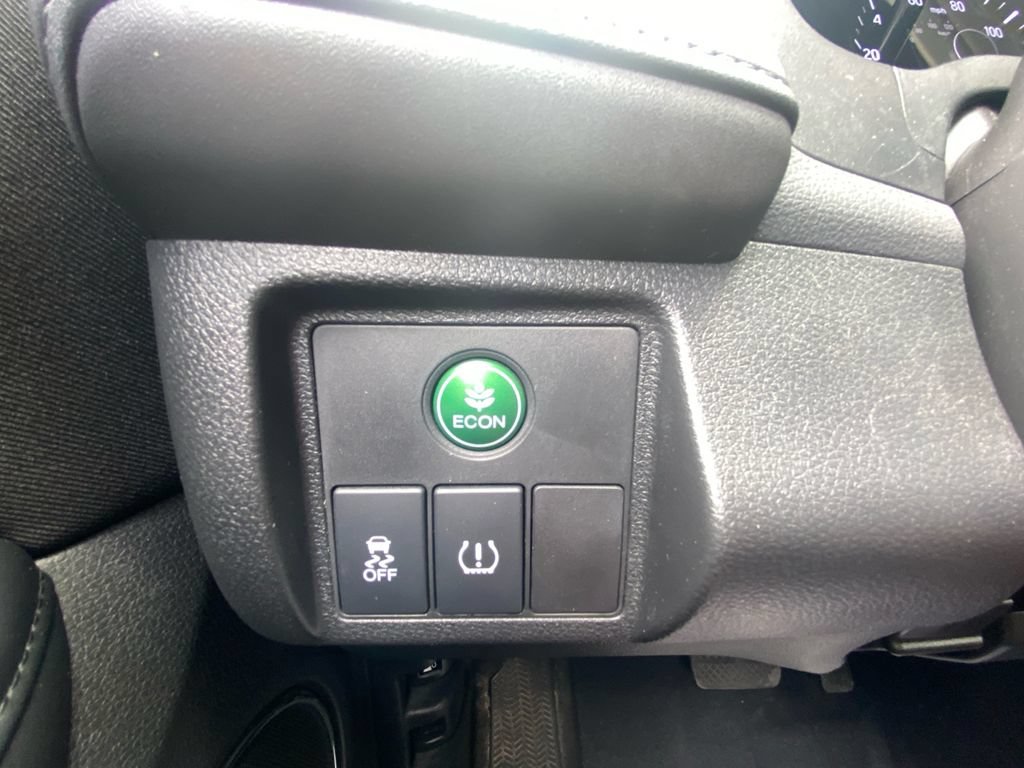Used 2018 Honda HR-V EX image 18