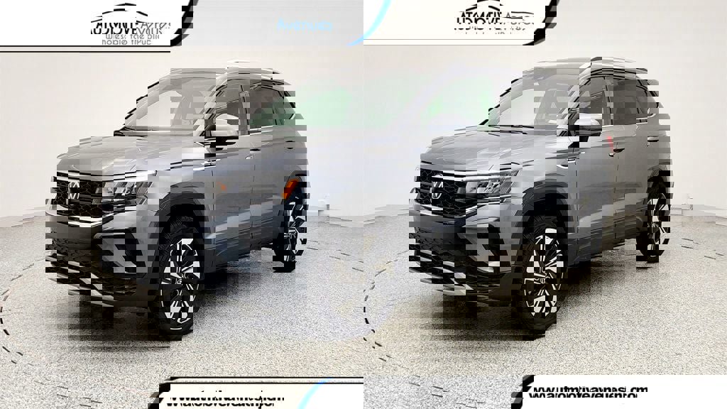 Used 2024 Volkswagen Taos SE AWD/4WD image 1