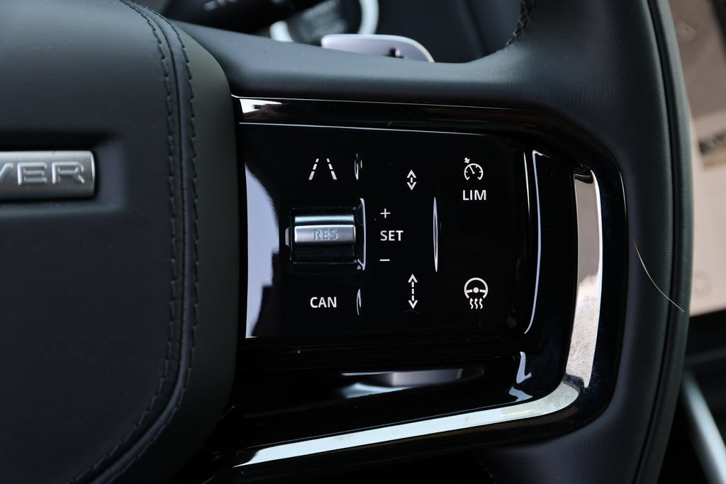 New 2026 Land Rover Range Rover Velar Dynamic SE AWD/4WD image 19