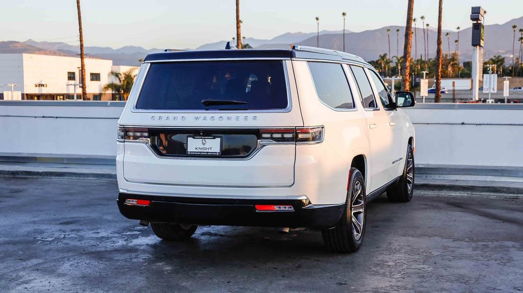 Used 2024 Jeep Grand Wagoneer L 4WD image 9