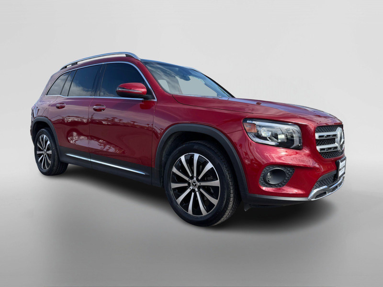 Certified 2022 Mercedes-Benz GLB 250 4MATIC w/ Premium Package Lite image 7