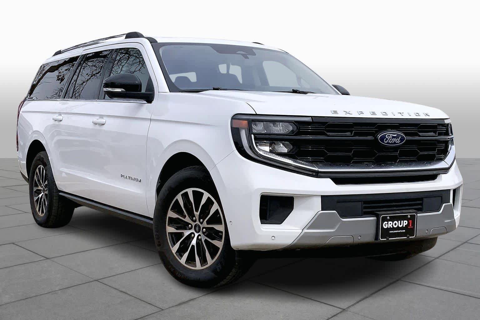 Used 2025 Ford Expedition Max Platinum AWD/4WD image 4
