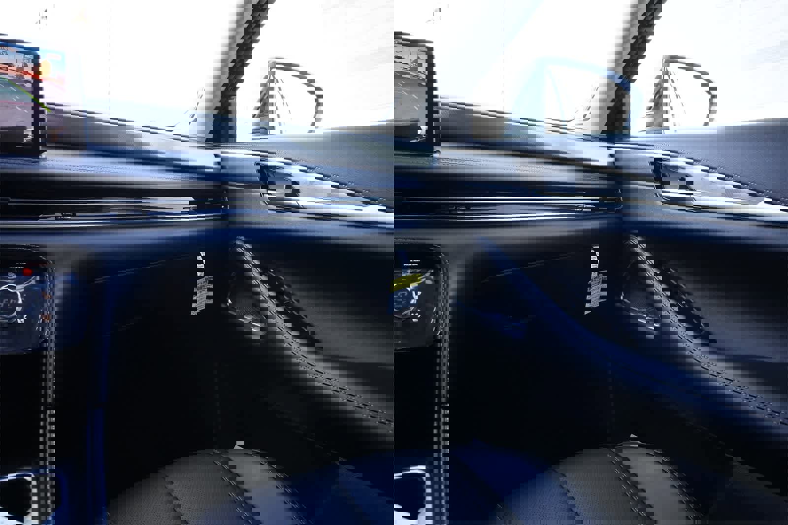 New 2026 INFINITI QX60 Luxe image 8