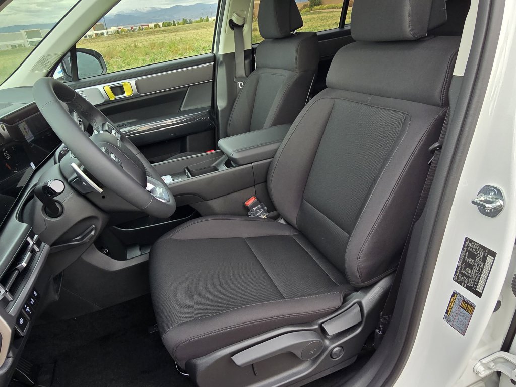 New 2026 Hyundai Santa Fe SE image 13