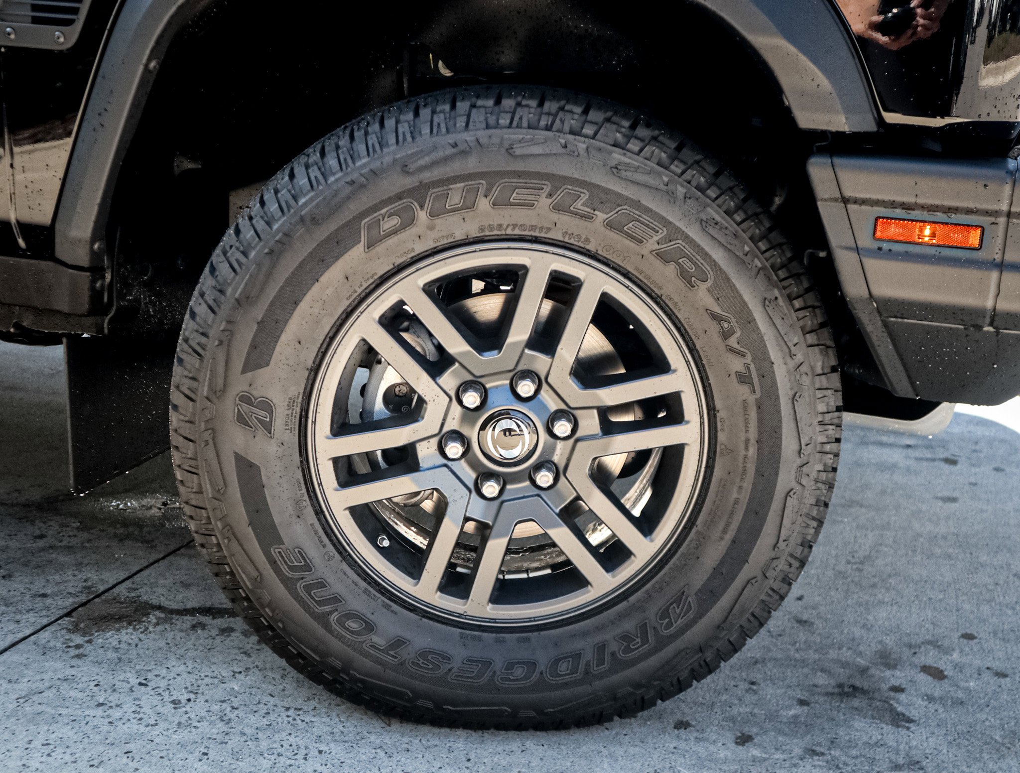 Used 2024 INEOS Grenadier image 13