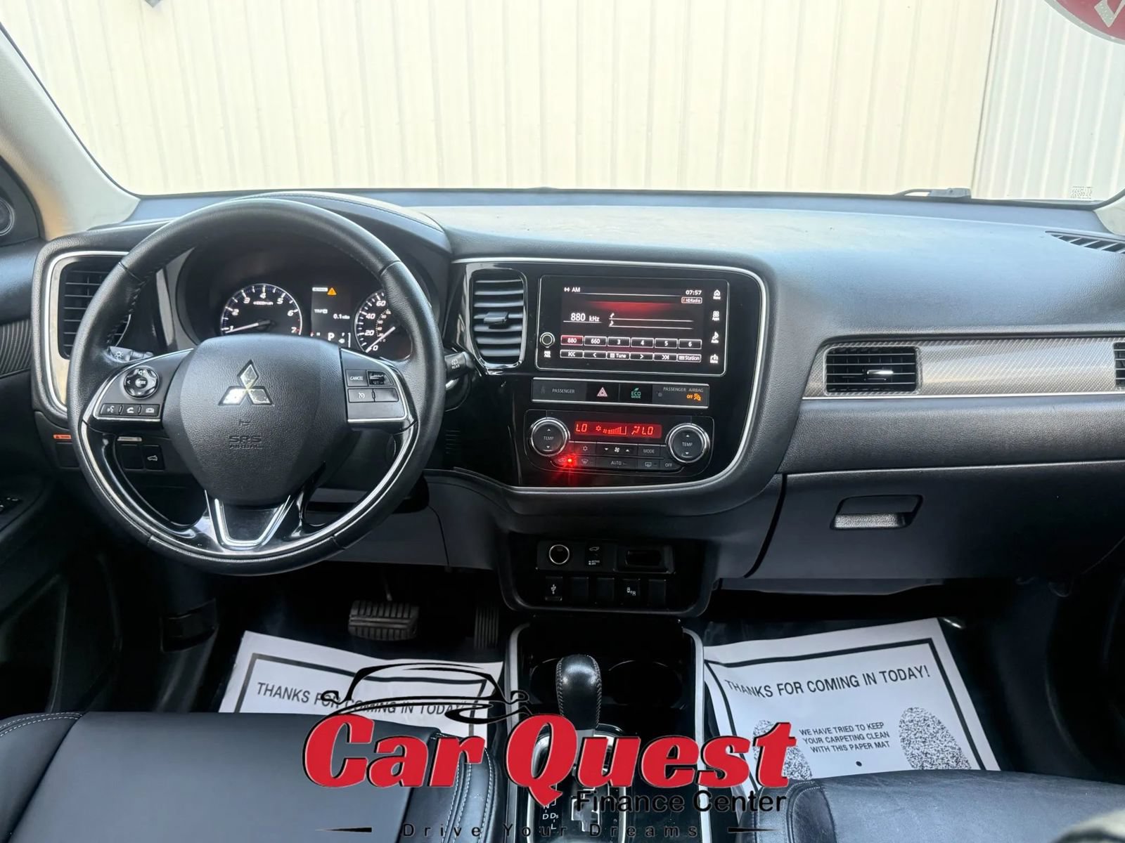 Used 2019 Mitsubishi Outlander SEL AWD/4WD image 29