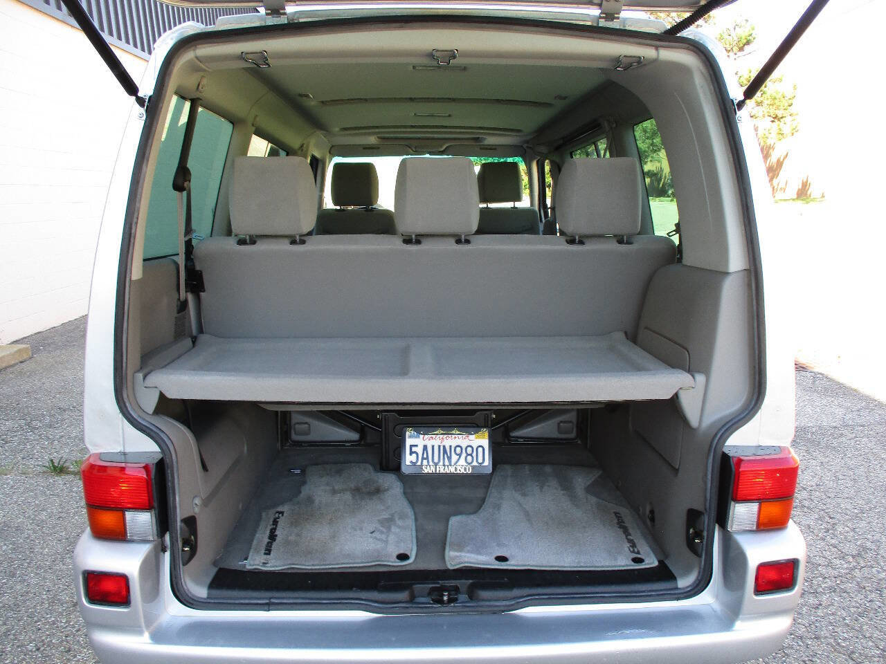Used 2002 Volkswagen Eurovan GLS image 29