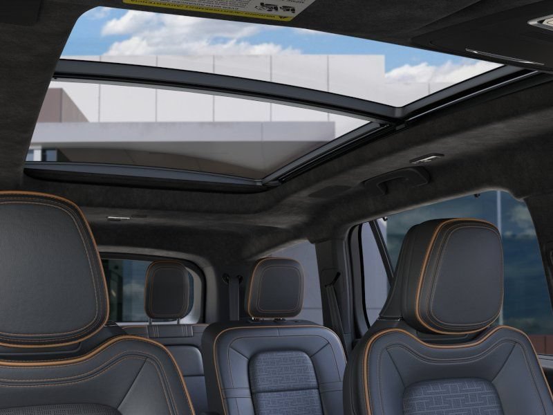 New 2026 Lincoln Aviator Black Label w/ Jet Appearance Package AWD/4WD image 22