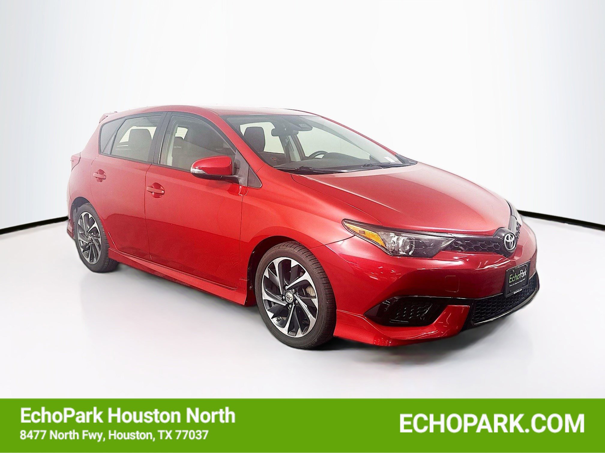 Used 2018 Toyota Corolla iM w/ Carpet Mat Package (TMS) FWD image 1