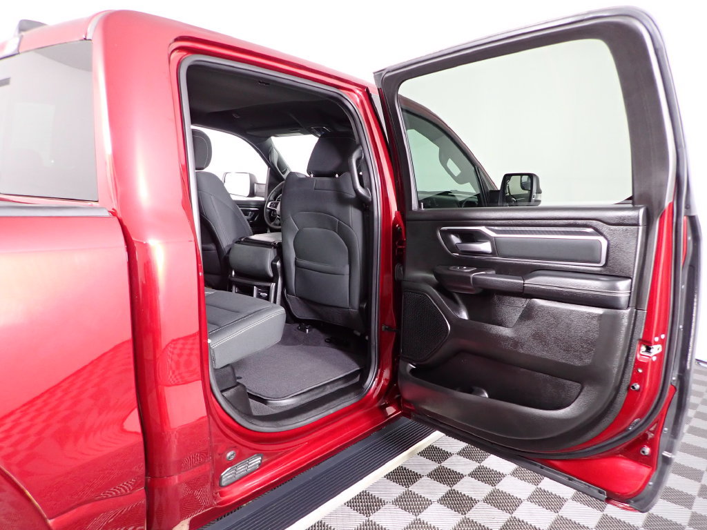 Used 2025 RAM 1500 Big Horn AWD/4WD image 34