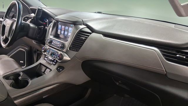 Used 2017 Chevrolet Suburban LT AWD/4WD image 18
