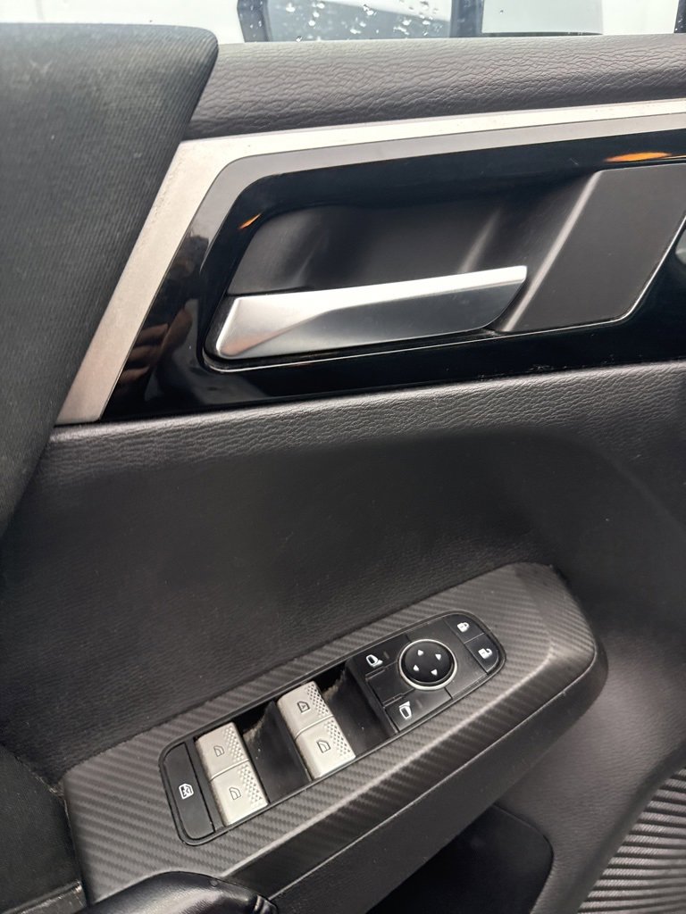 Used 2022 Mitsubishi Outlander ES image 16