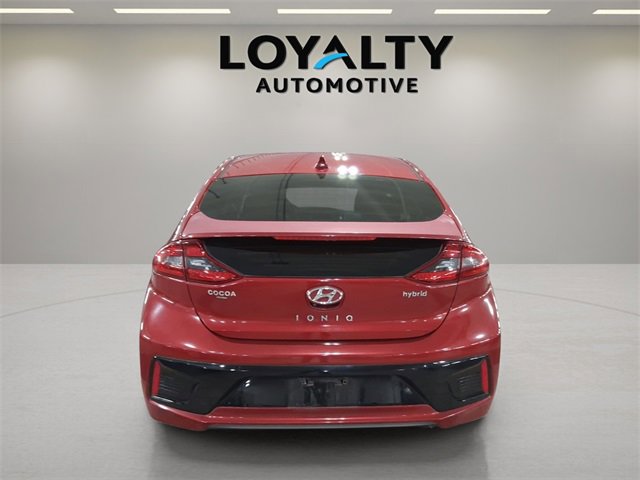 Used 2019 Hyundai Ioniq SEL image 4